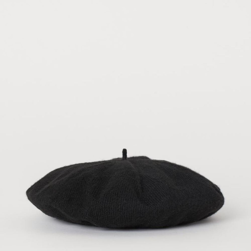 H&M black beret